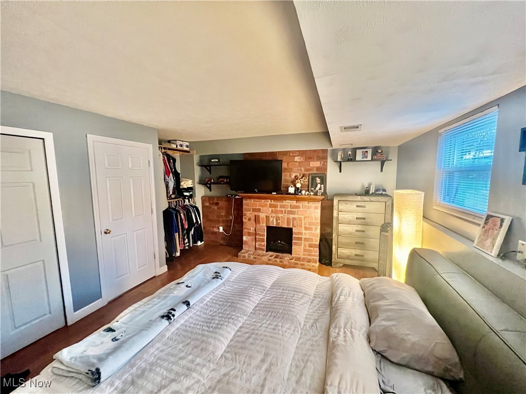332 Bruce Drive, Brunswick, Ohio image 10