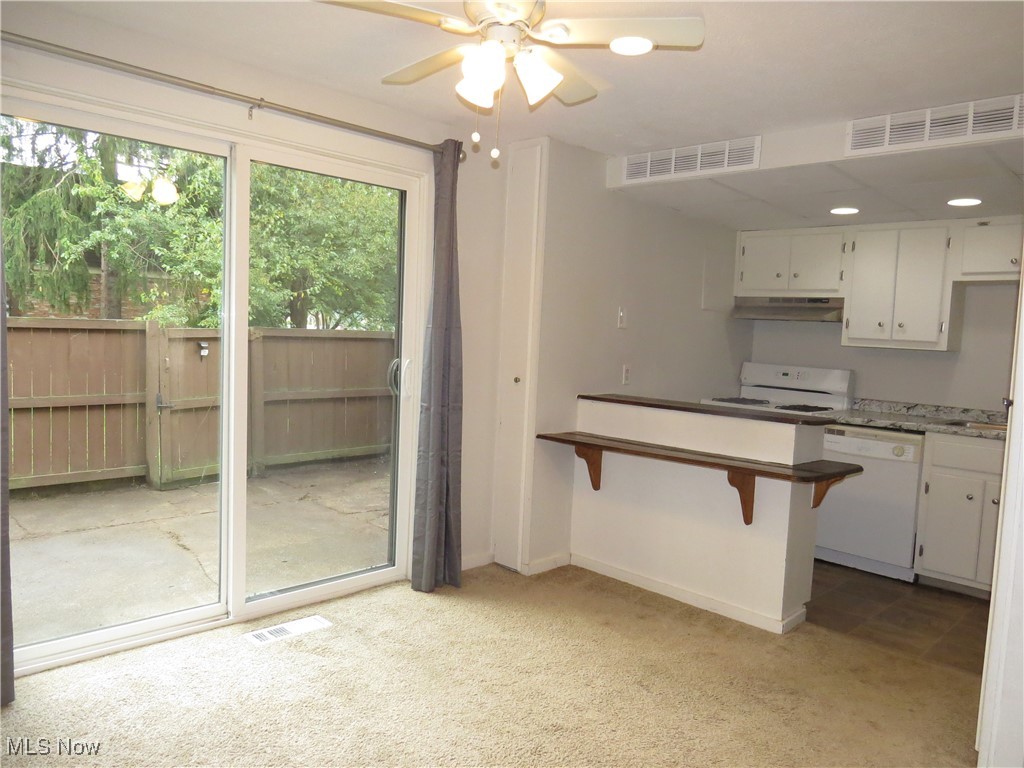 Painesville, Ohio 44077, United States, 3 Bedrooms Bedrooms, ,2 BathroomsBathrooms,Residential,Active,215623