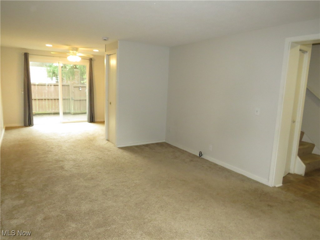 Painesville, Ohio 44077, United States, 3 Bedrooms Bedrooms, ,2 BathroomsBathrooms,Residential,Active,215623