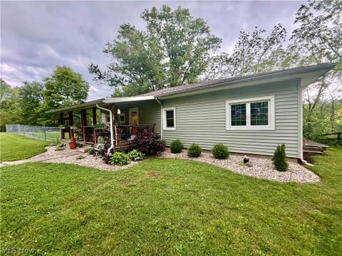Homes For Sale - 777 Valley Mills Road<br/> Wood County, Parkersburg, WV 26104
