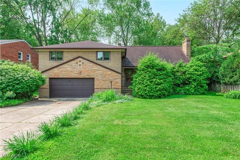 29511 W Oakland Road Bay Village OH 44140