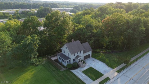Tiny photo for 955 E Schaaf Road, Brooklyn Heights, OH 44131 (MLS # 5239780)