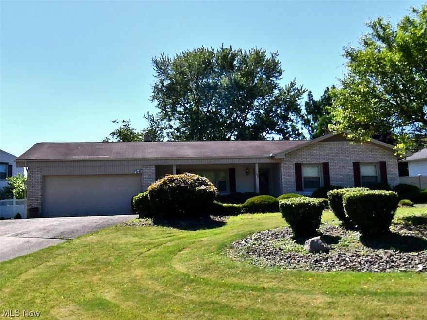 Ranch with circular drive and fenced back yard. Kitchen has been updated, granite counters. Living room has fireplace w/gas logs, family room that leads out to patio, good sized dining room as well as an eat-in kitchen. Basement was waterproofed by Ohio State Water Proof w/warranty - buyers can get that warranty by paying annual fee to OSWP. Rec room area has nature stone & full bath in basement.