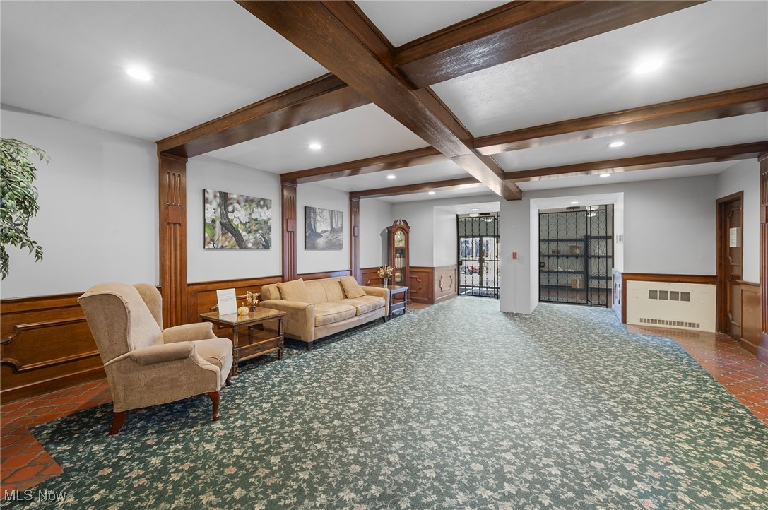 Saxon House Condo - Residential