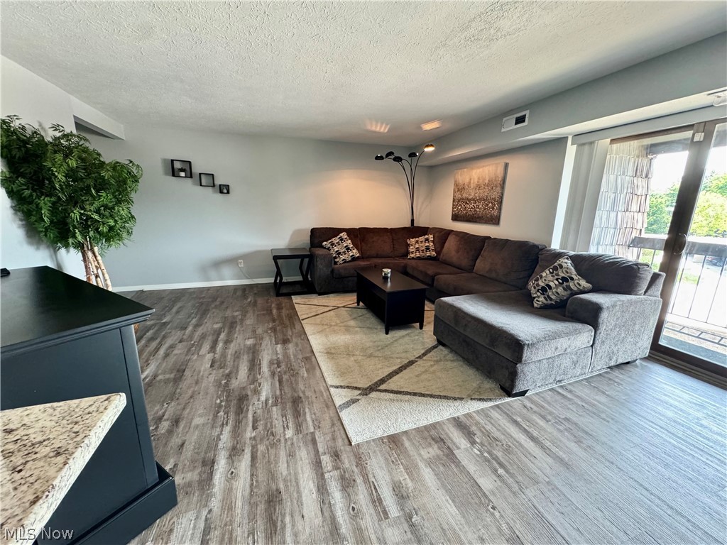 9570 Cove Drive