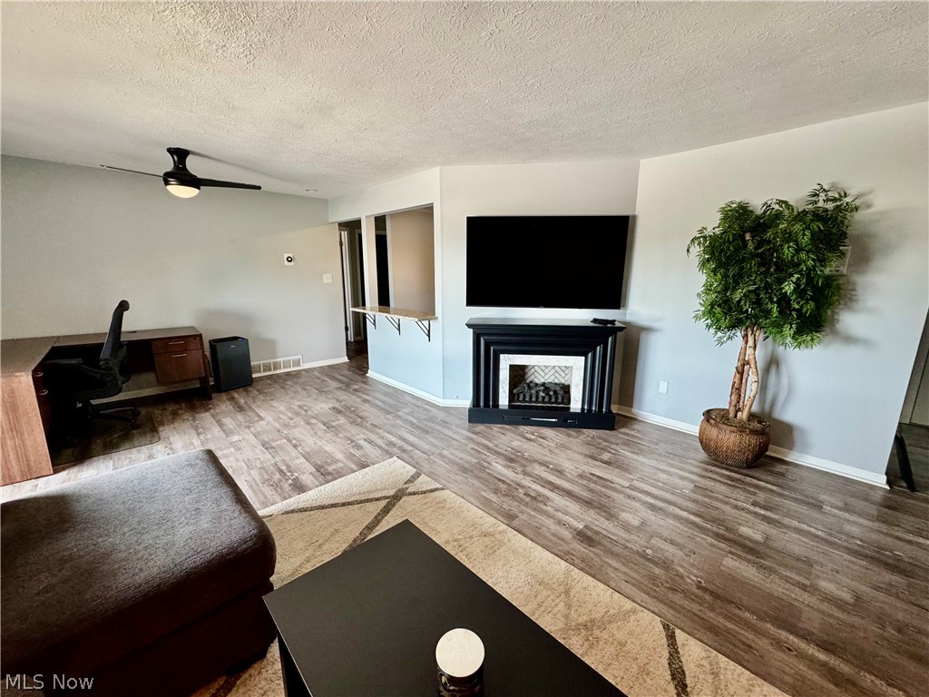 9570 Cove Drive