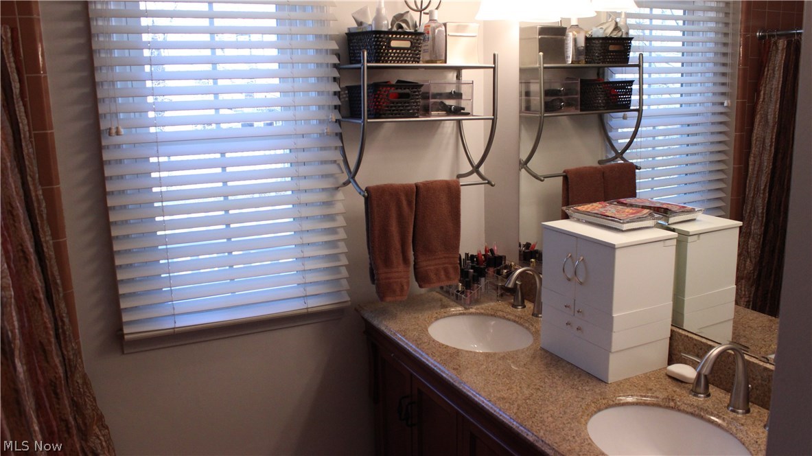 Van Sweringen Cos 17 - Residential