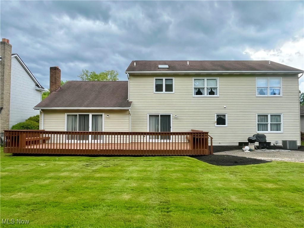 33939 Hanover Woods Trail, Solon, Ohio image 33