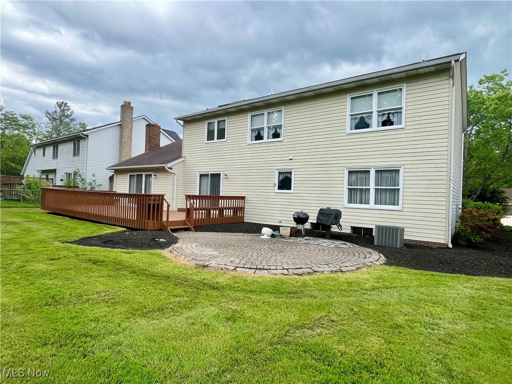 33939 Hanover Woods Trail, Solon, Ohio image 34