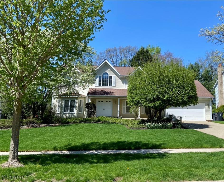 33939 Hanover Woods Trail, Solon, Ohio image 1