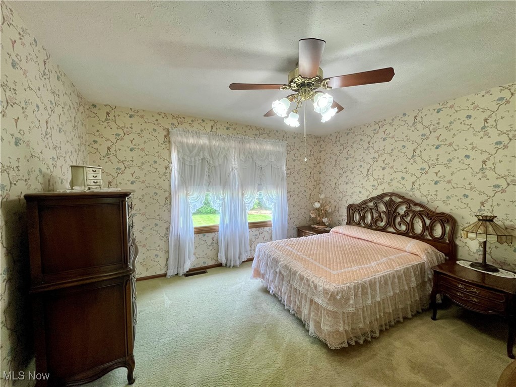 33939 Hanover Woods Trail, Solon, Ohio image 28