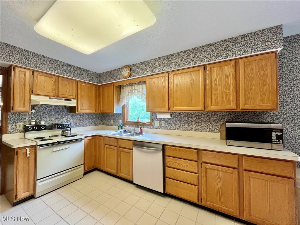 33939 Hanover Woods Trail, Solon, Ohio image 7