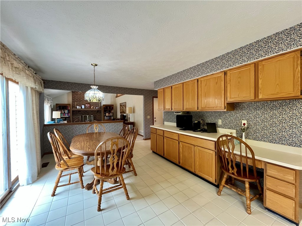 33939 Hanover Woods Trail, Solon, Ohio image 8