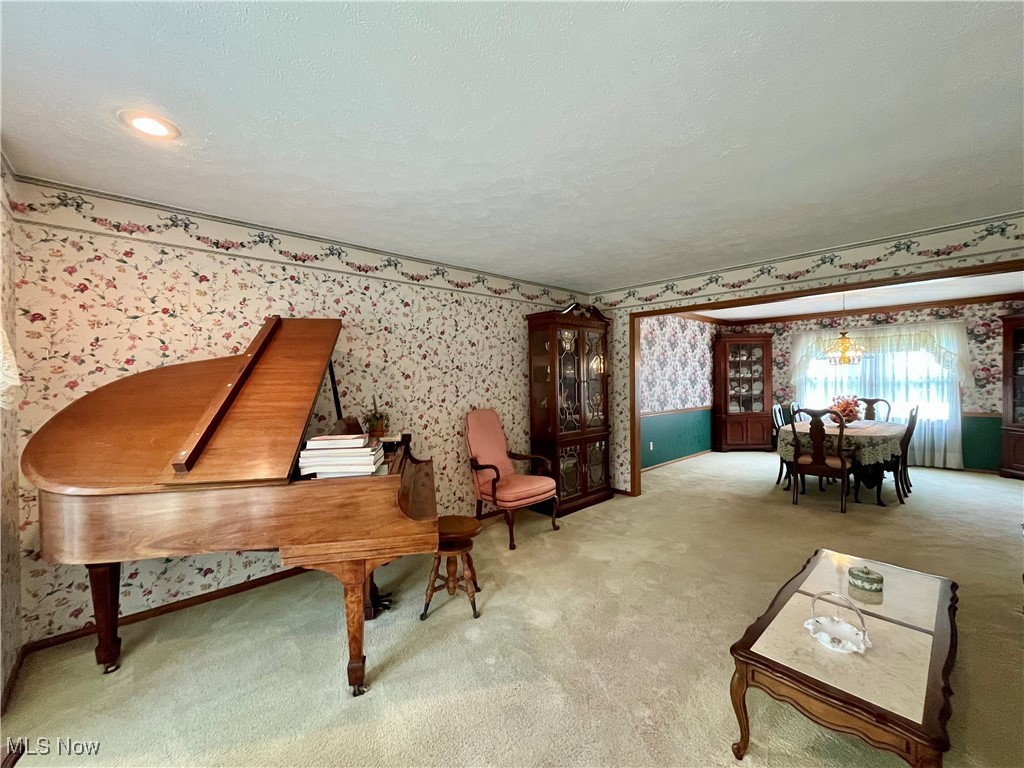 33939 Hanover Woods Trail, Solon, Ohio image 16