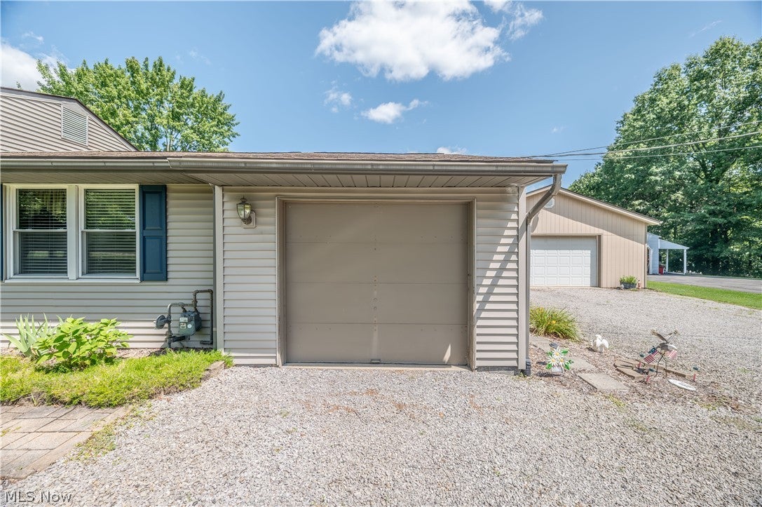 6142 Fairview Road
