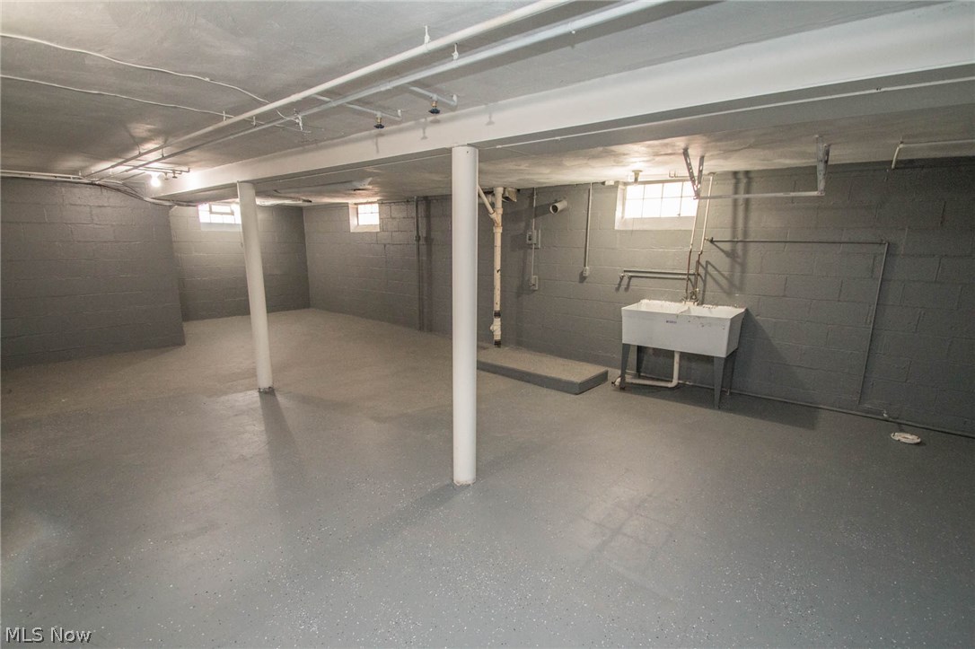 Bonnie Bank Blvd - Residential