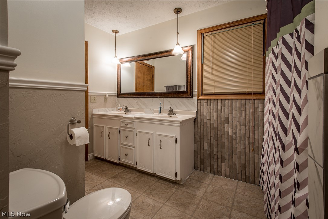 Terrace Manor - Residential