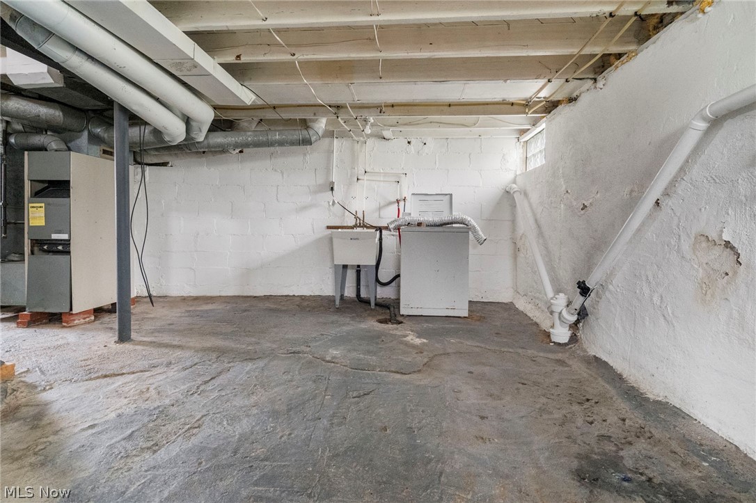 Canton - Residential Income