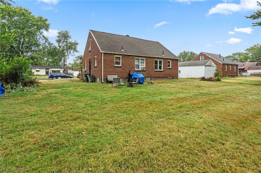 Canton - Residential Income