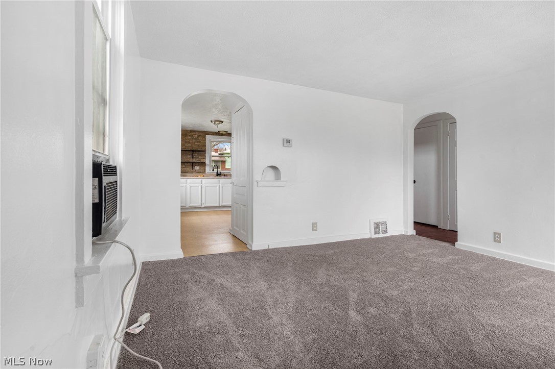 Canton - Residential Income