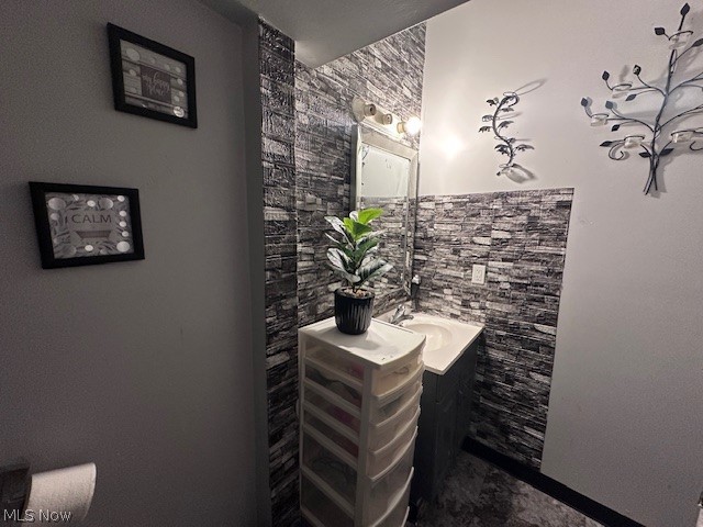 N Moses & Samantha Days - Residential