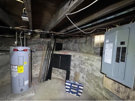 N Moses & Samantha Days - Residential