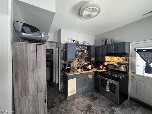 N Moses & Samantha Days - Residential