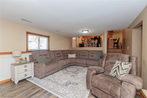 Tiny photo for 1009 Shelby Court, Grafton, OH 44044 (MLS # 5256773)
