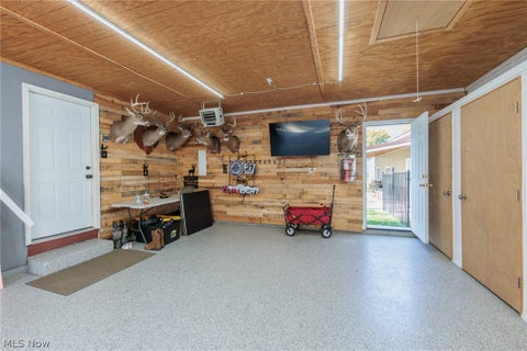 Tiny photo for 1009 Shelby Court, Grafton, OH 44044 (MLS # 5256773)