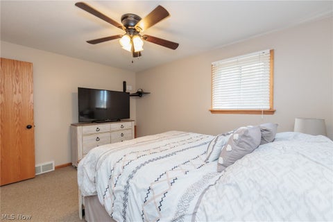 Tiny photo for 1009 Shelby Court, Grafton, OH 44044 (MLS # 5256773)
