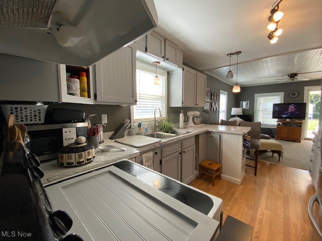 Meadowbrook Little Farms - Residential