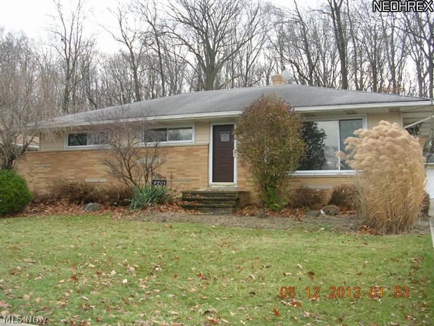 Beautifully updated 3 bedroom home ready to be yours! NEW kitchen appliances 02/2014 - NEW basement carpet 02/2014 - interior completely repainted from top to bottom 02/2014 - Updated kitchen with maple cabinets and ceramic tile floor. Updated/remodeled baths with ceramic tile floors. Full bath has jetted soak tub. Almost all the windows are newer vinyl windows. Hardwood floors in all bedrooms, living room and dining room. Full basement with large finished rec room and bar. Covered patio and large fenced yard with a private wooded view in the backyard will be great for entertaining. Close to parks, shopping, schools, interstate access and all major amenities. Seller is offering $2,200 selling concessions for homeowner's financing.