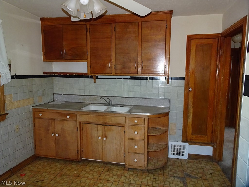 Lee Gdns Sub - Residential