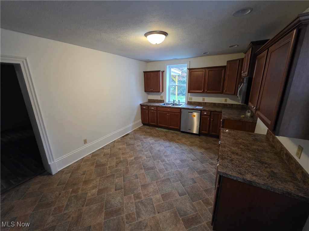 City/New Philadelphia - Residential