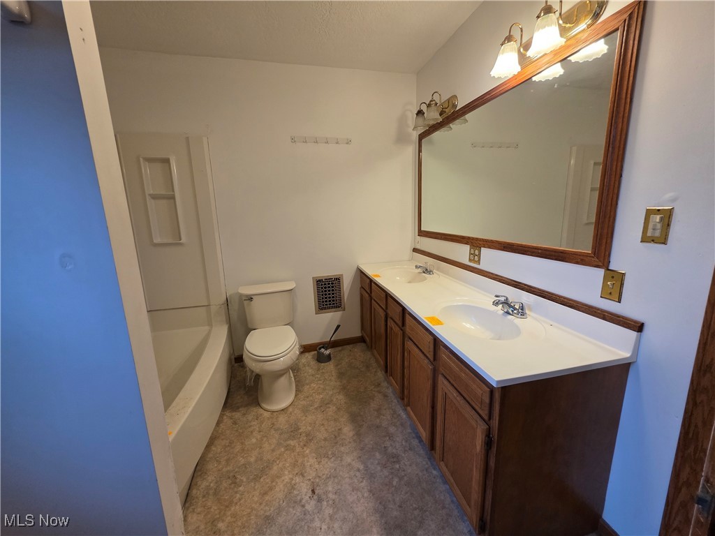 City/New Philadelphia - Residential