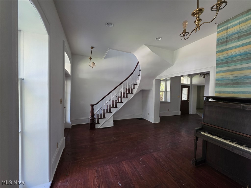 City/New Philadelphia - Residential