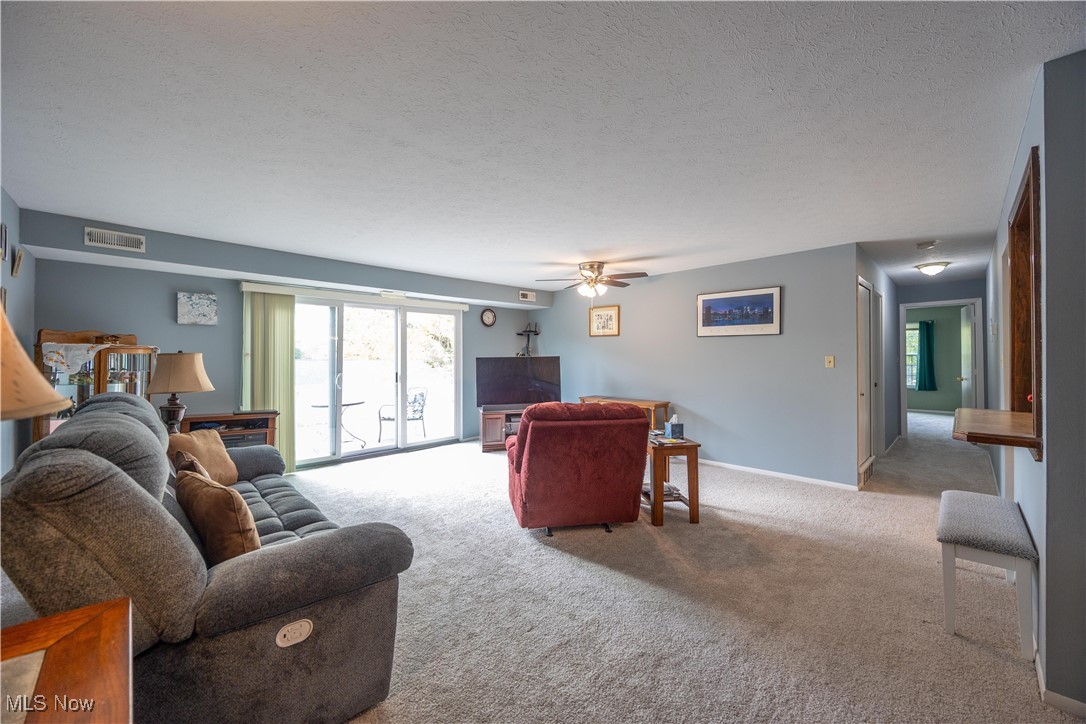 Gardens/Raintree Condos - Residential