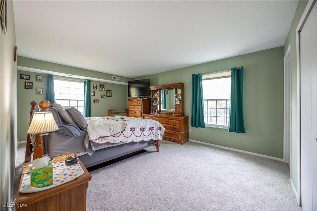 Gardens/Raintree Condos - Residential