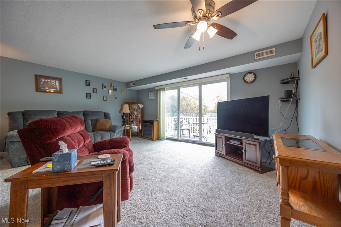 Gardens/Raintree Condos - Residential