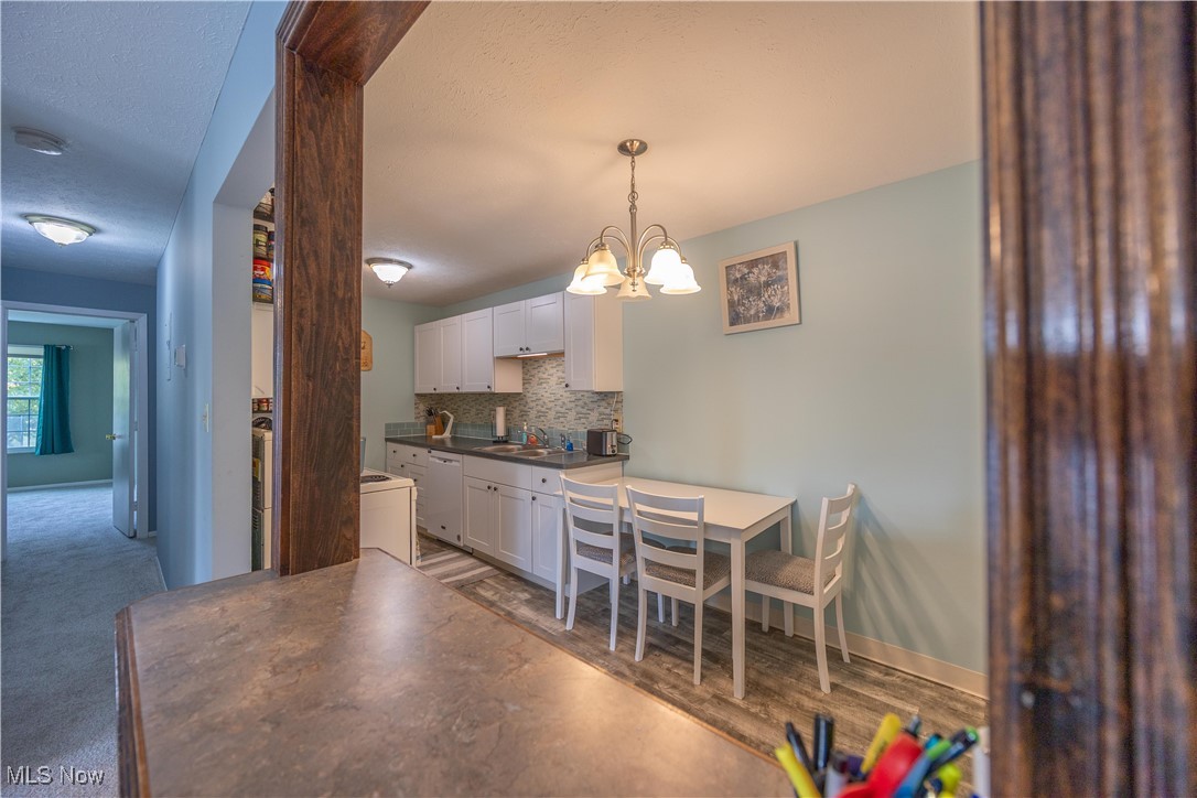 Gardens/Raintree Condos - Residential