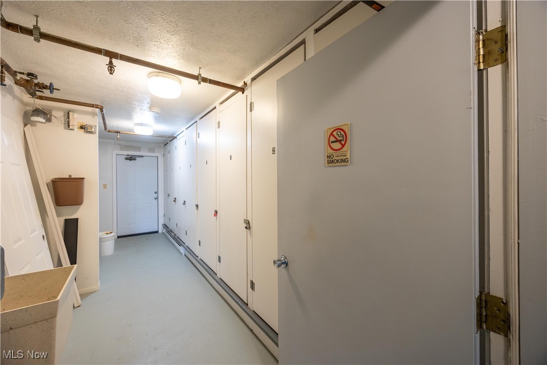 Gardens/Raintree Condos - Residential