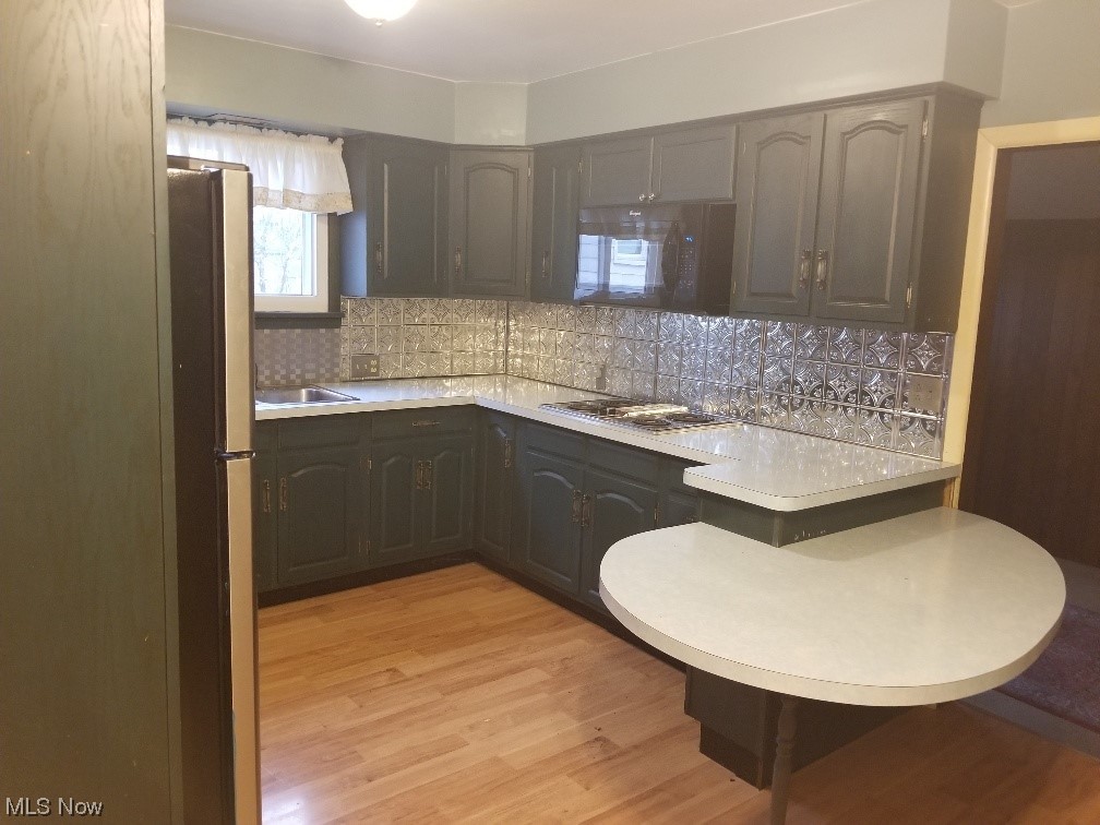 City/Youngstown - Residential Lease