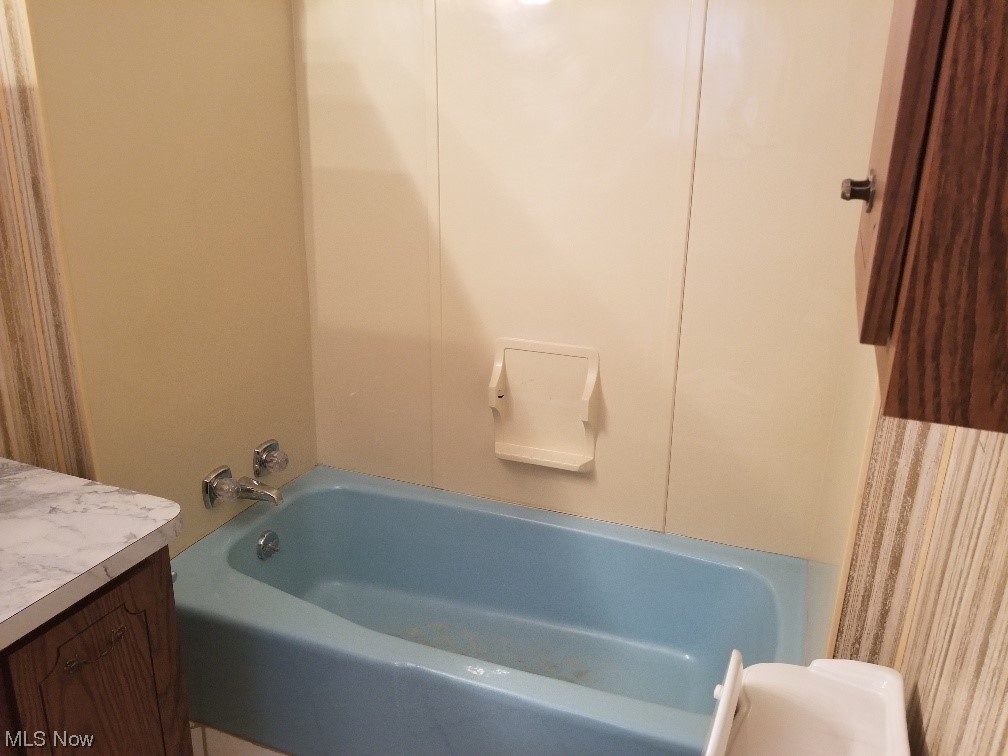 City/Youngstown - Residential Lease