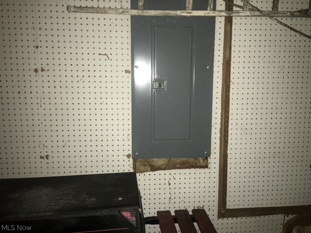 Reeves Heights - Residential