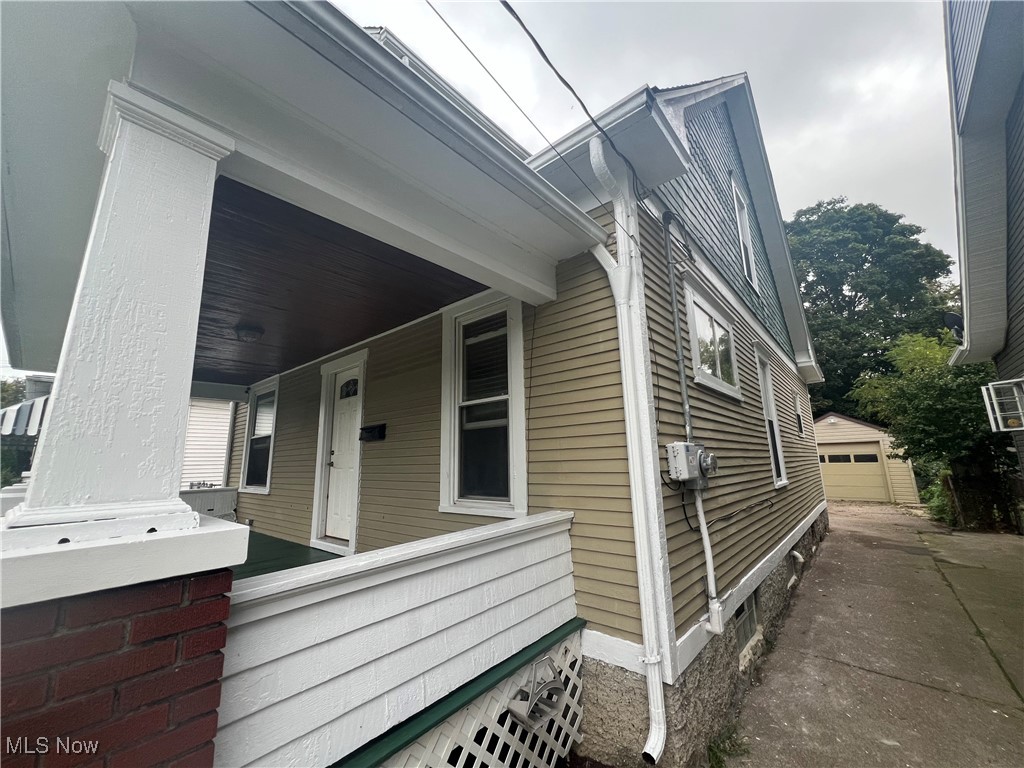 American Crayon Cos - Residential