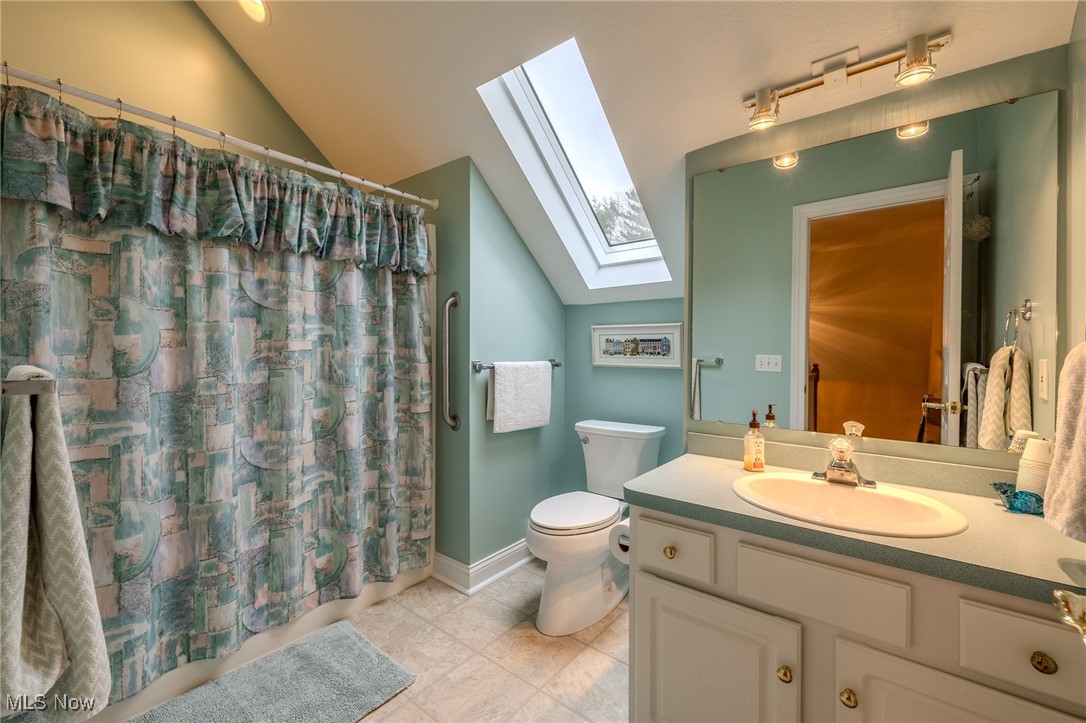 104 Wynewood Place, Chardon, Ohio image 28
