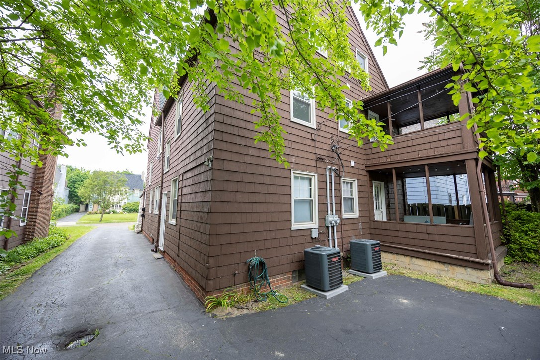 Vansweringen - Residential Income