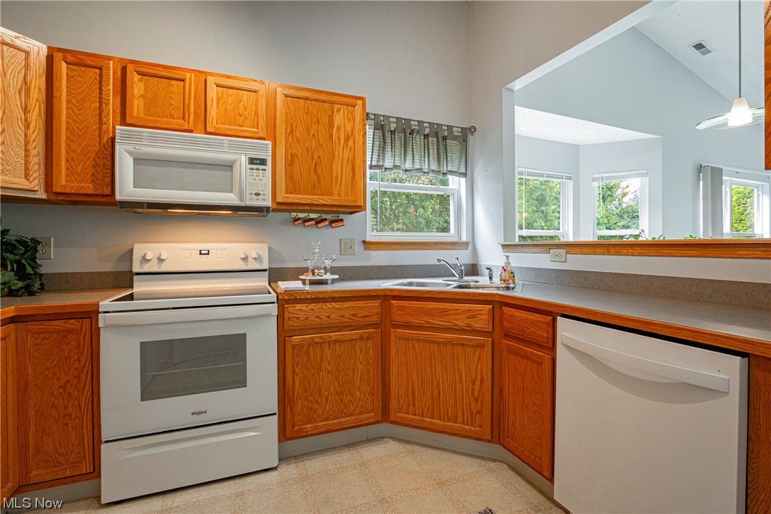 Lakes/Brittany Pointe - Residential