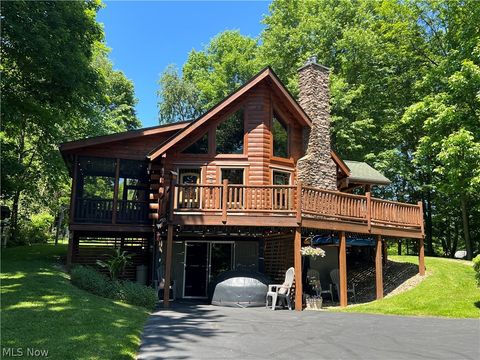Homes For Sale - 1631 W Buckhorn Drive #453<br/> Millersburg, OH 44654