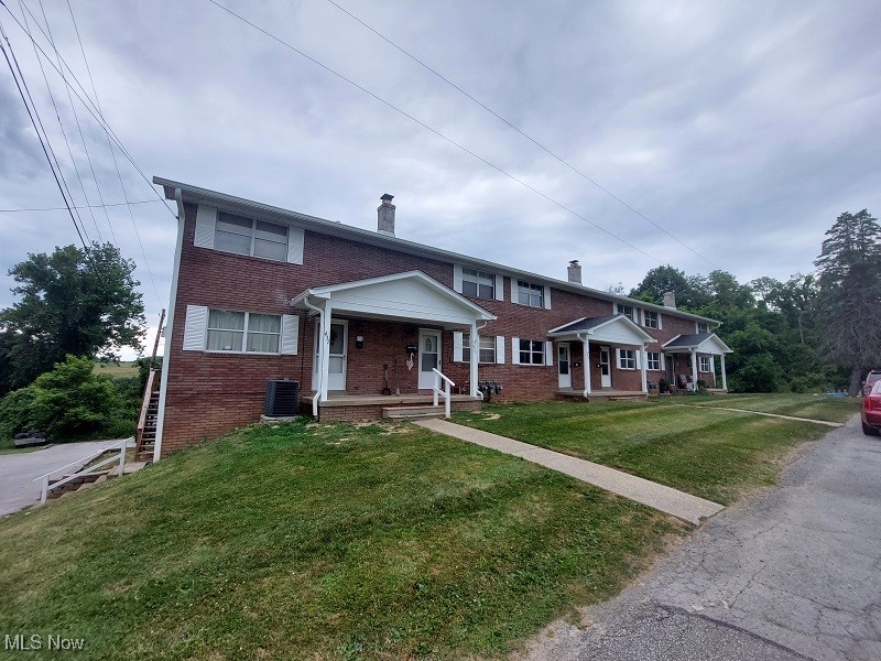427-445 Woodland Avenue